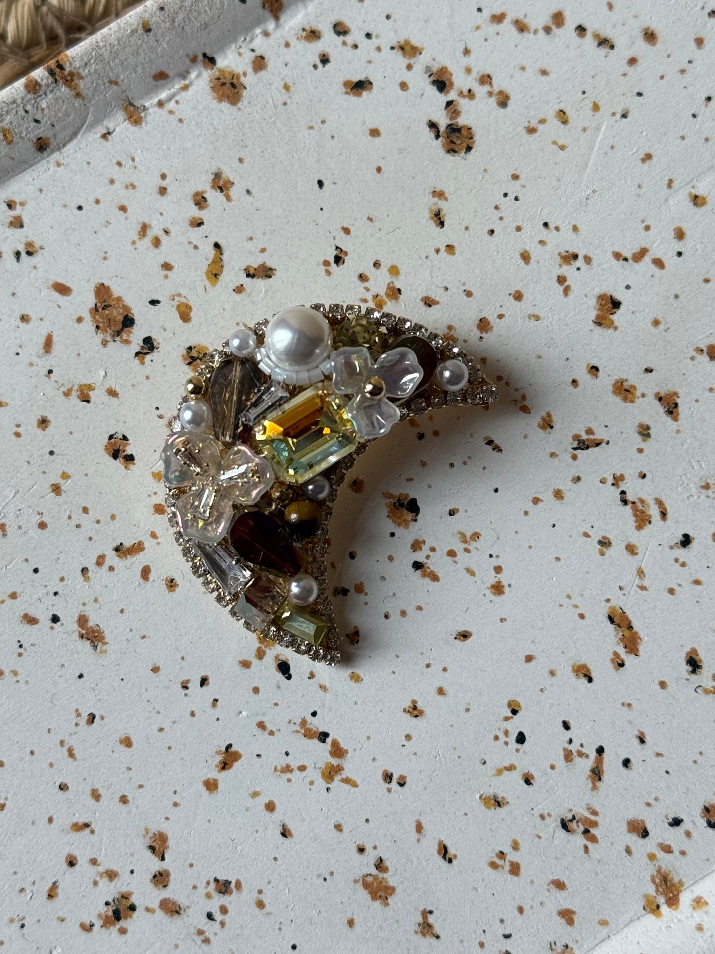 Broche « Lune »