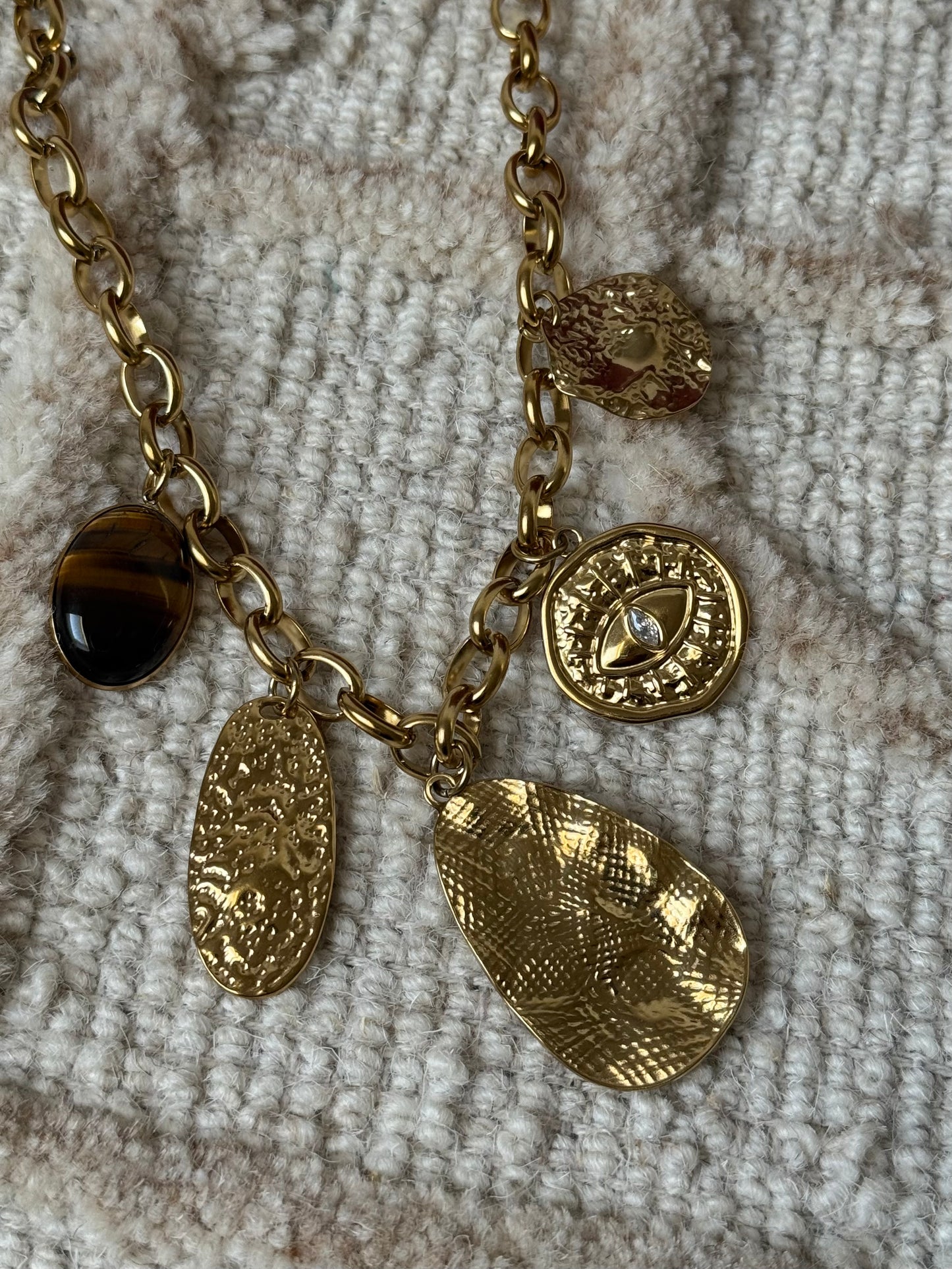 Collier « Dyllya »