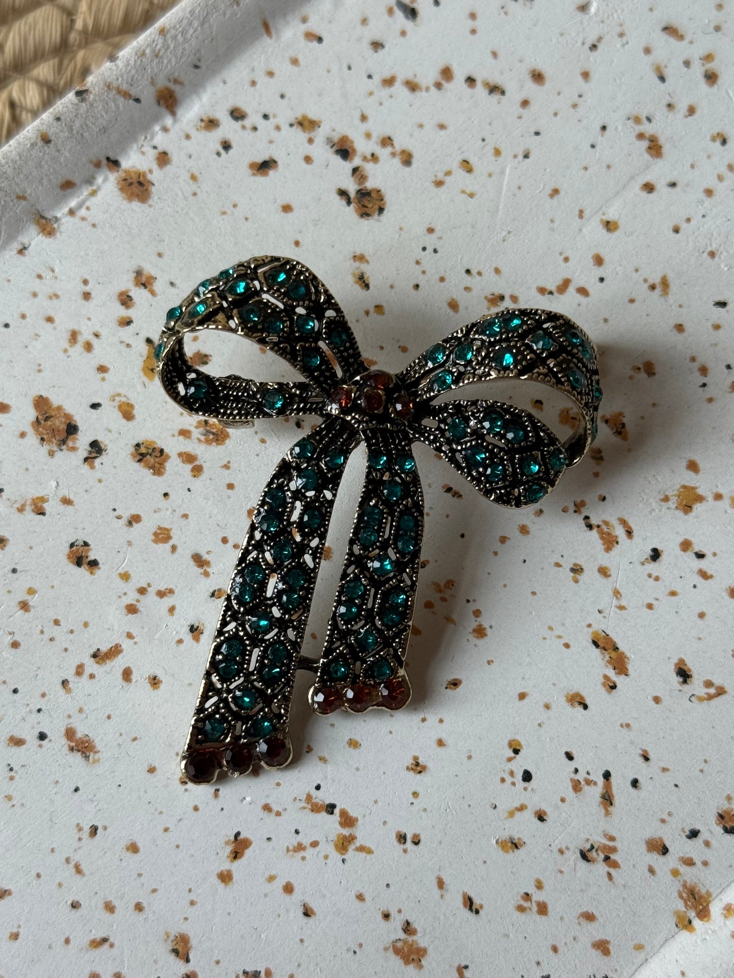 Broche « Noeud »