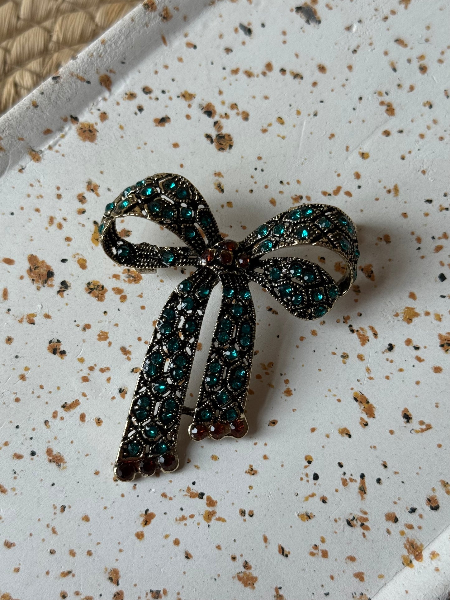 Broche « Noeud »