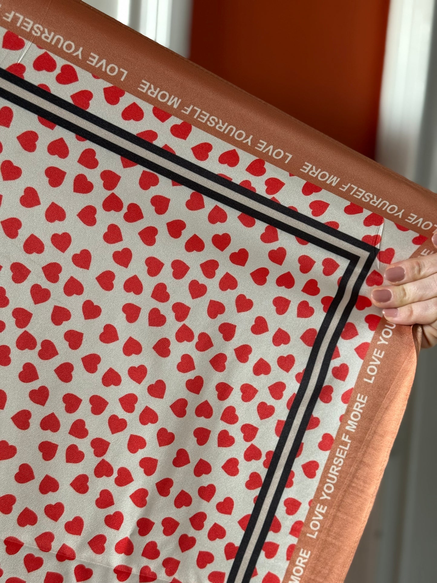 Foulard « Love »